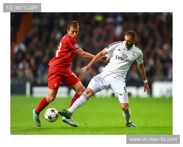 阿贾克斯迎战劲敌巅峰对决再掀欧战风云谁能问鼎荣耀之巅