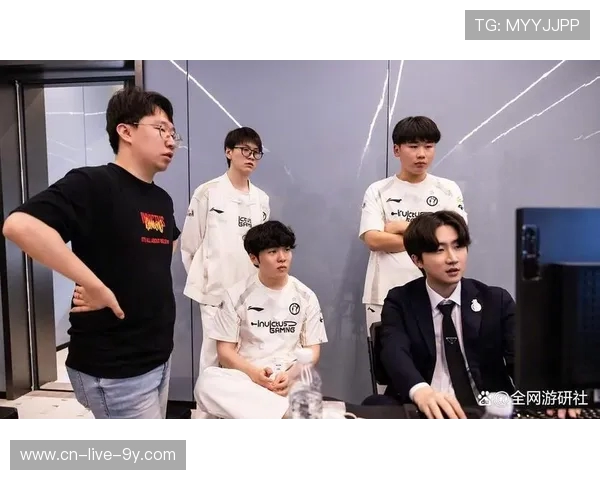 聚焦英雄联盟IG战队灵活性分析与战术创新探讨
